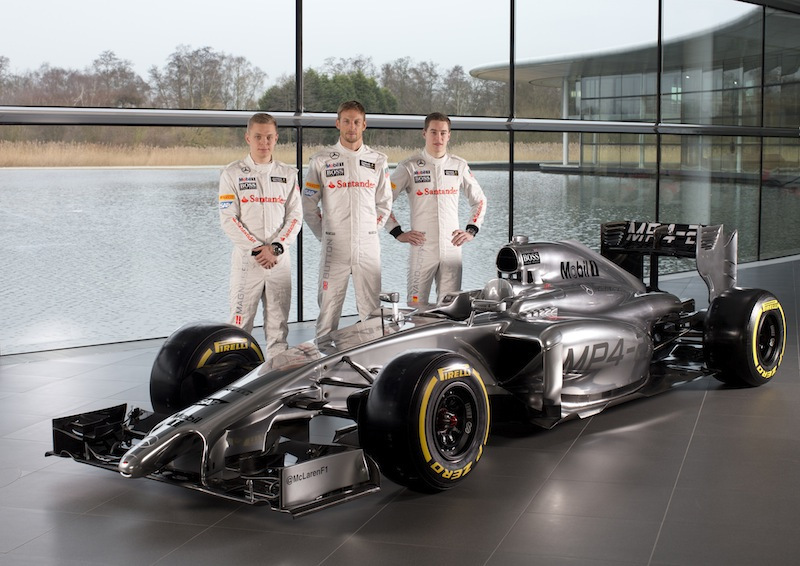 MP4-29とドライバー達　【写真：McLaren】