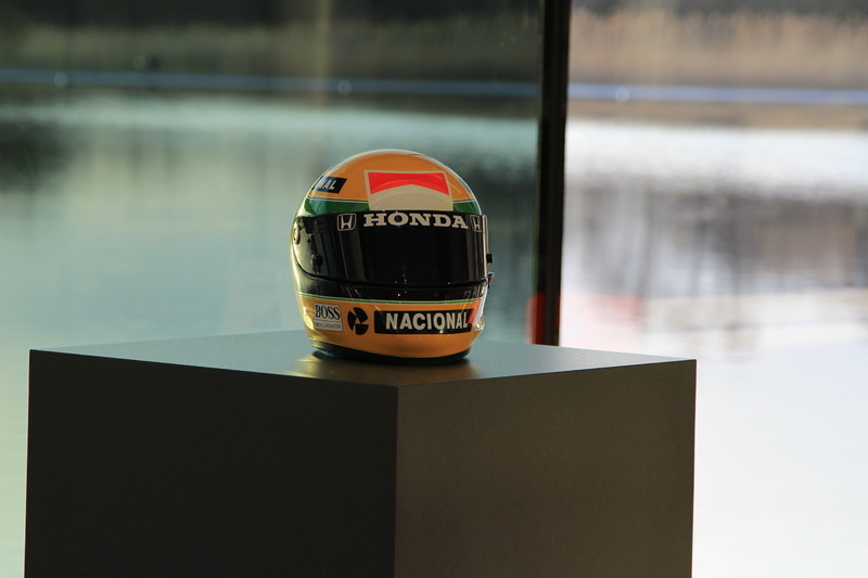 セナのヘルメット　【写真：McLaren】