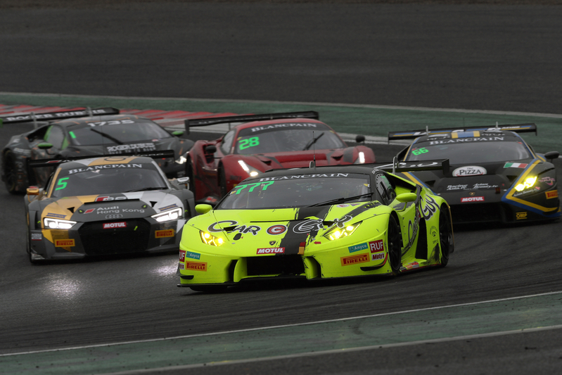 FIA GT3マシンによるレース【写真：MOBILITYLAND】