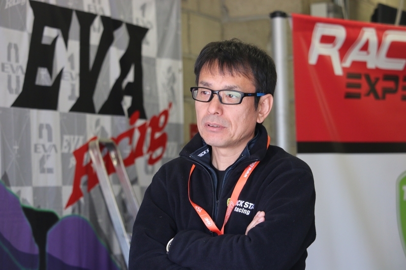 2018-19シーズンには鶴田竜二監督が率いるトリックスターが復帰する。