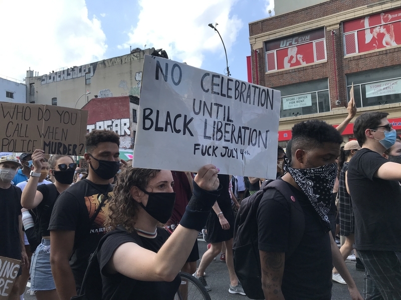 Black Lives Matterのデモ参加者はほぼ100%マスクを着用している(7月4日、筆者撮影)