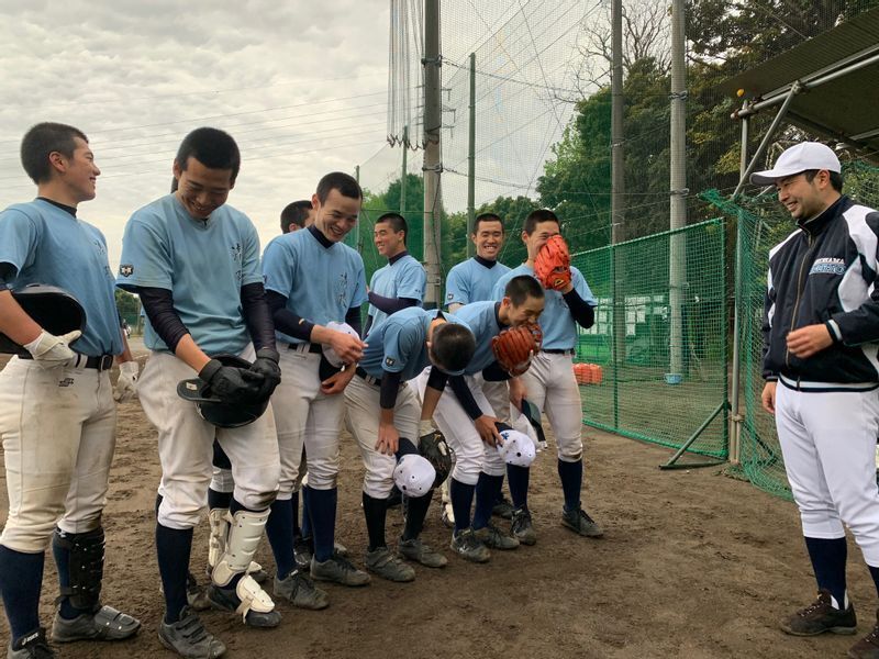 横浜清陵高の野原監督は選手たちの意思を尊重しながら自立を促している（写真提供　横浜清陵高野球部）