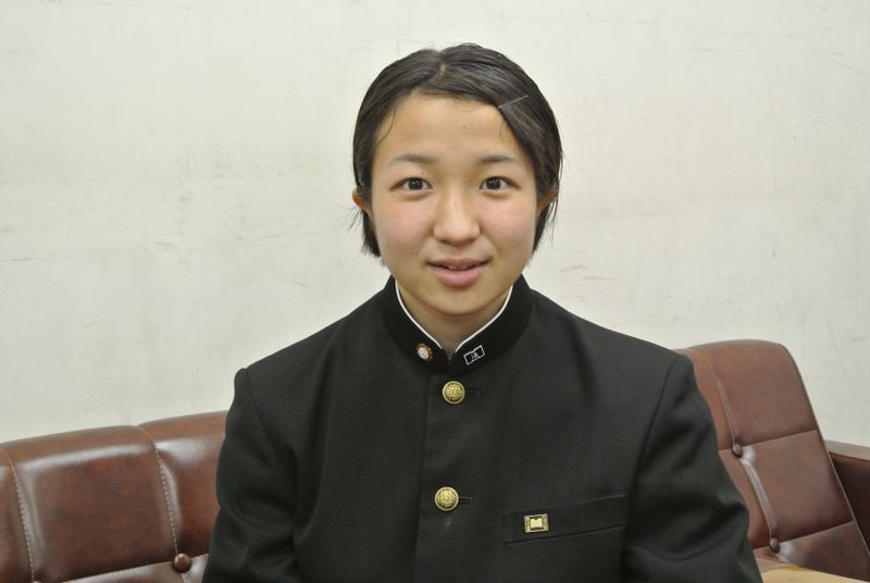 インタビューで話をする中山さん(筆者撮影)