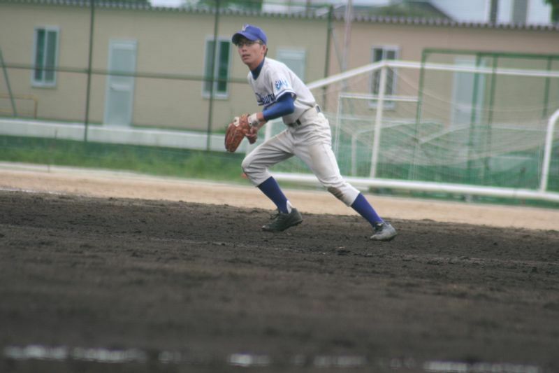 子供の頃から野球に熱中。茅ケ崎北陵高の野球部時代は二塁手としてプレーした（本人提供）