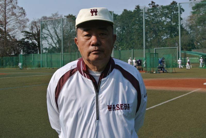 早大学院野球部のOBでもある木田監督。2009年に就任以来、ボランティアの外部指導者として強化に尽力している（筆者撮影）