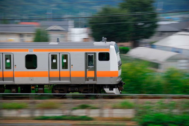 五日市線は拝島-武蔵五日市間11.1kmを結ぶ首都圏の通勤路線だ。1日平均の利用者数は4万4378人(2017年度)だが、赤字の可能性は捨てきれない。