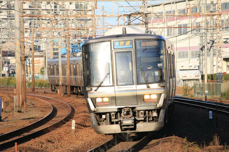 新大阪-山崎間で乗車することになる東海道線の快速