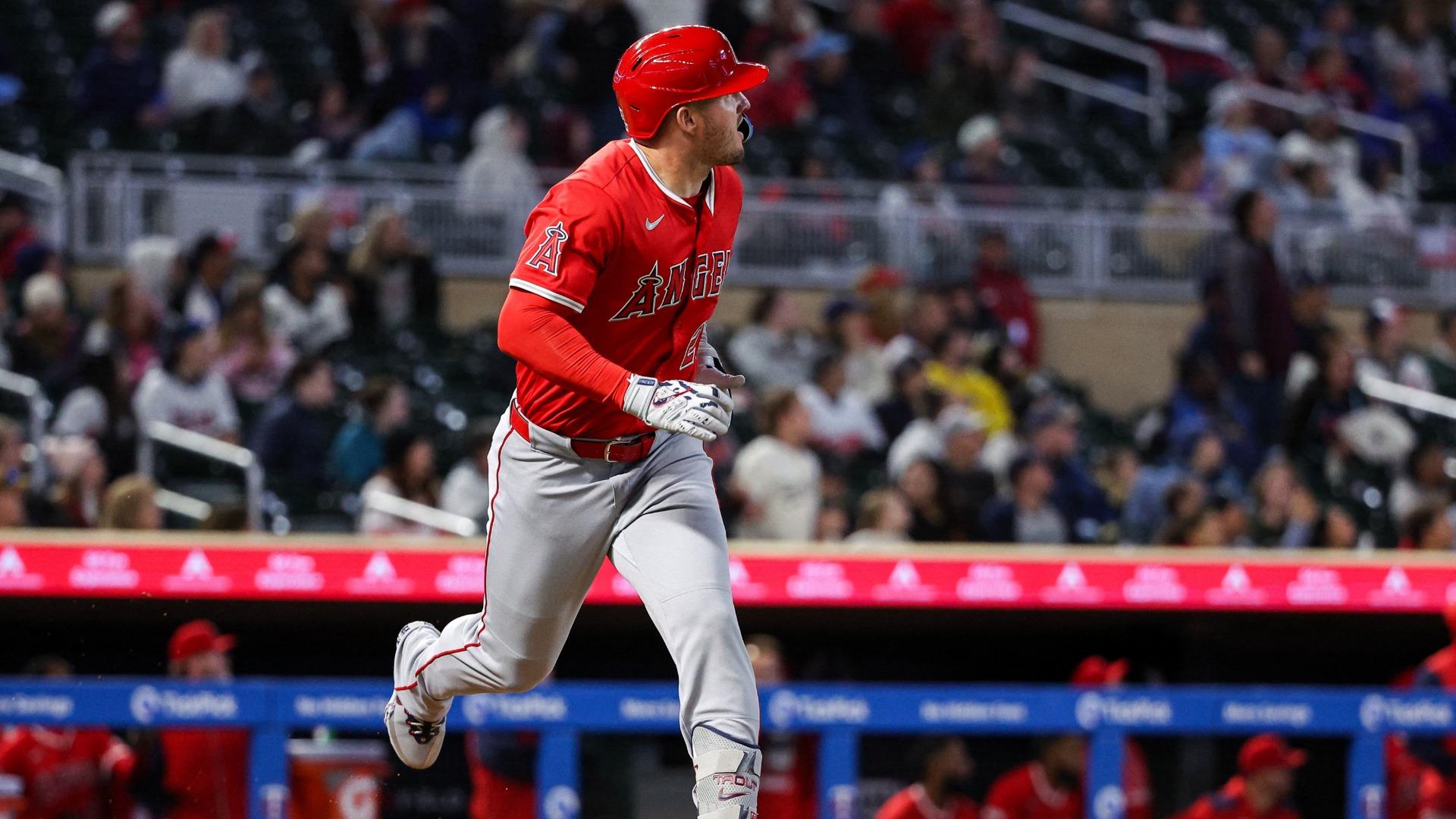 MLB エンゼルス マイク・トラウト ラリーモンキー ぬいぐるみ