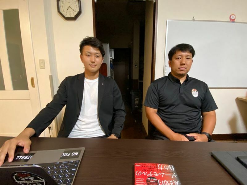 代表の岡本佳大氏（左）は平成生まれの31歳、副代表の樋口敦氏はトレーナー出身という異色のキャリア。