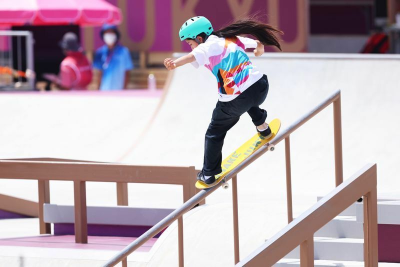 スケートボード 女子 ストリート 決勝で健闘する中山選手