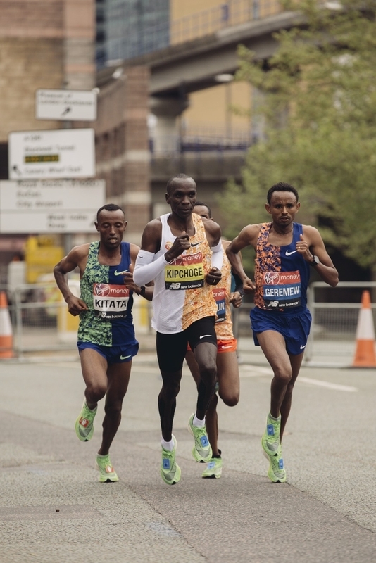 2019ロンドンマラソンの上位選手のすべてが新作の“厚底”を履いていた（写真：NIKE）