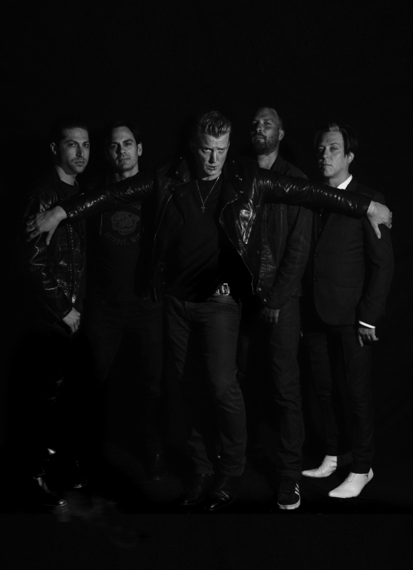 Queens Of The Stone Age / by Andres Neumann