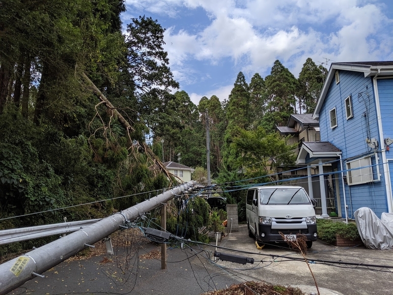 停電が15日間続いた千葉県山武市下布田地区（筆者撮影。2019.9.24）