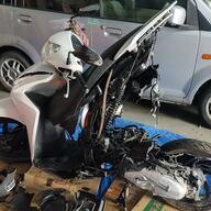 時速162km！車の歩行者用エアバッグ開発してたホンダ技術者が車カスのトヨタ・クラウンに轢き殺される