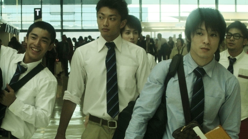 2013年世界選手権へ向かう17歳の白井健三(左）（撮影：矢内由美子）