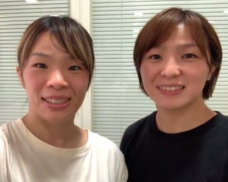 女子63キロ級で代表に内定している妹の川井友香子（右）と（撮影：矢内由美子）