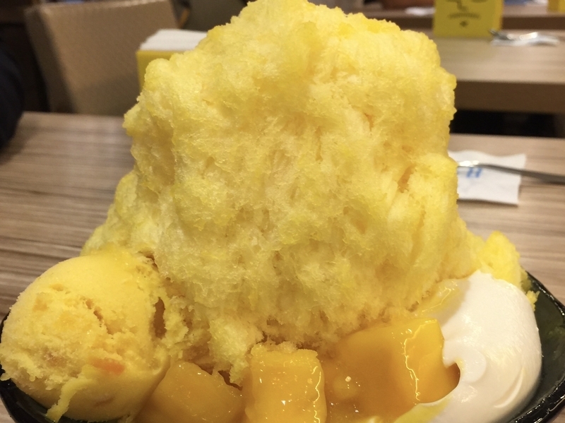 台湾の人気かき氷チェーン「ICE MONSTER」。柔らかな食感がクセになる。