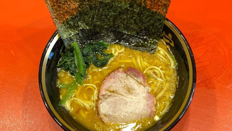 豚骨の街福岡に 横浜家系ラーメン が続々と増え続けている理由とは 山路力也 個人 Yahoo ニュース 豚骨の街福岡に 横浜家系ラーメン が続々と増え続けている理由とは 山路力也 個人 Yahoo ニュース