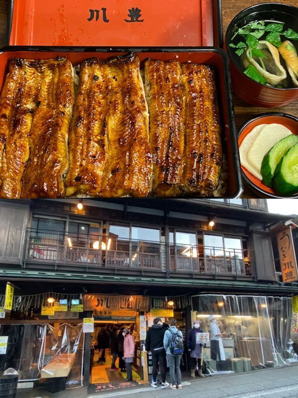 成田山表参道の軒先で鰻を捌く『川豊 本店』(千葉県成田市)。