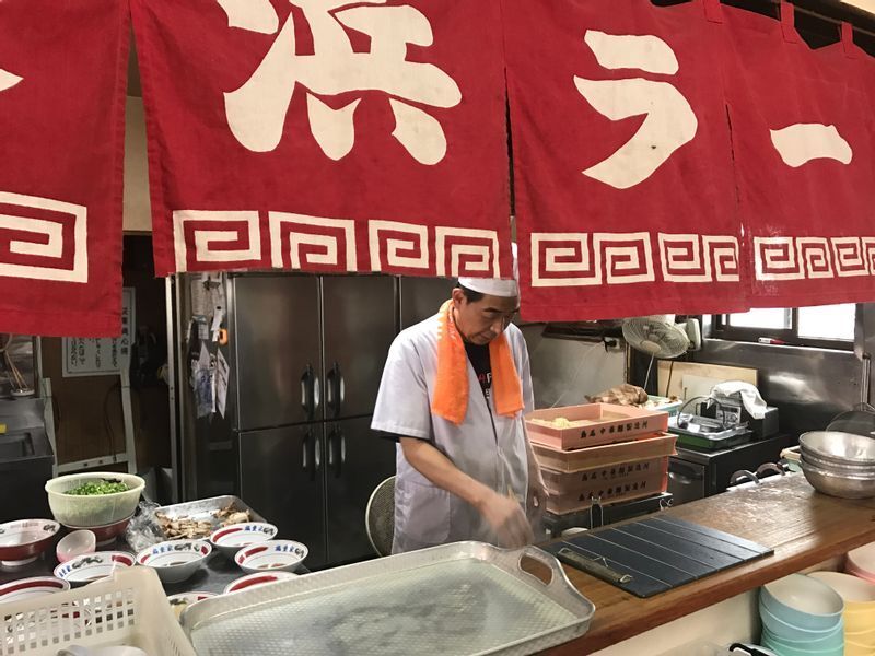 『長浜ラーメン 福重家』二代目店主の秋山康幸さん。