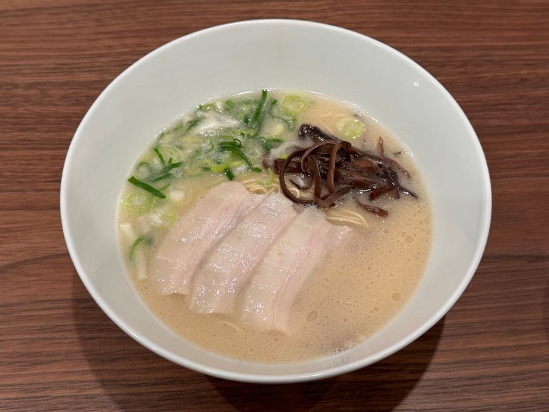 シンプルながらも奥深い味わいの「ラーメン」。