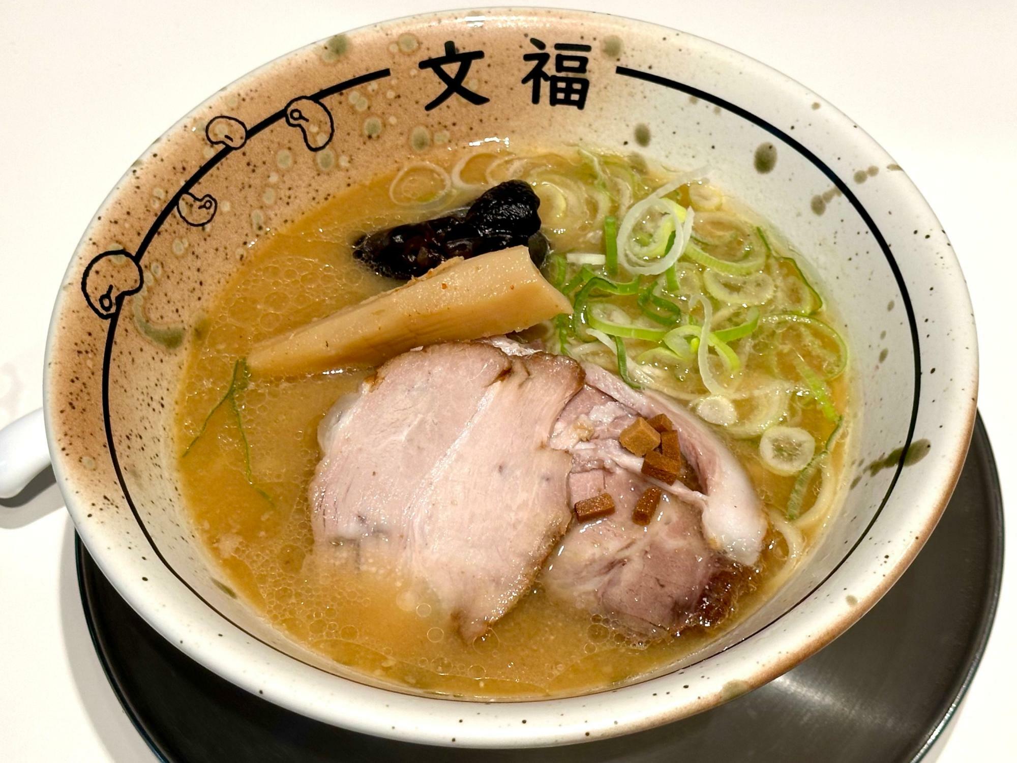 『ラーメン登龍門』優勝作品の「淡麗生味噌ラーメン」。