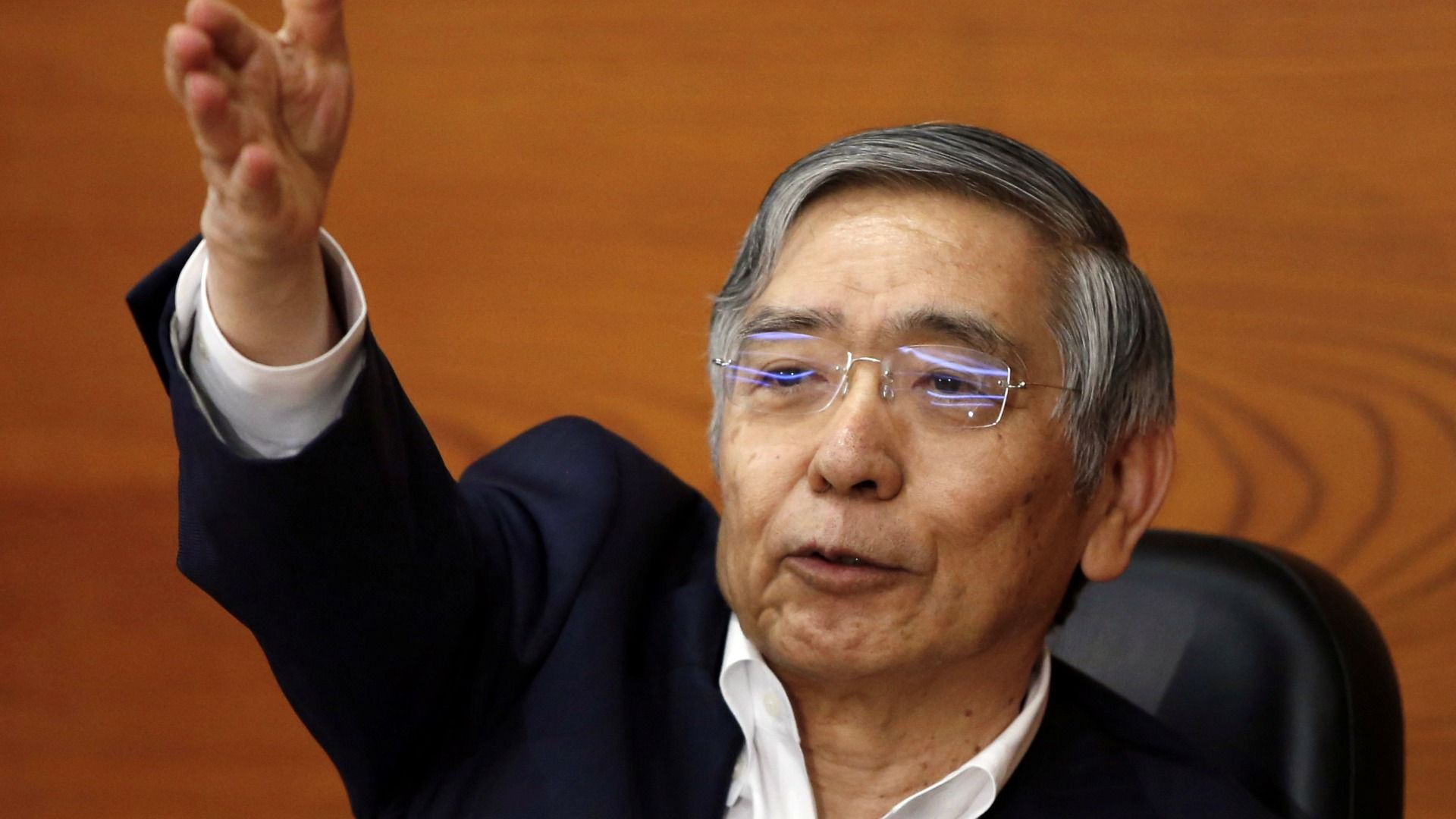 長期金利が上昇、日銀の政策転換に市場が注目