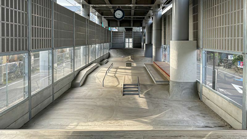 苦情により開業中止となってしまった大田区糀谷駅高架下のスケートパーク。撮影：吉田佳央