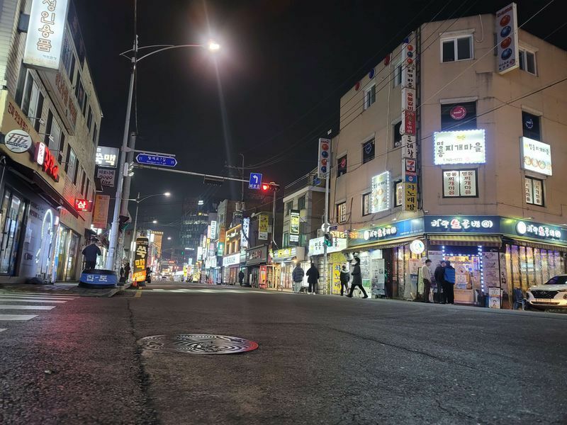 23日夜のソウル市城北区。Kiyong-Jung 撮影
