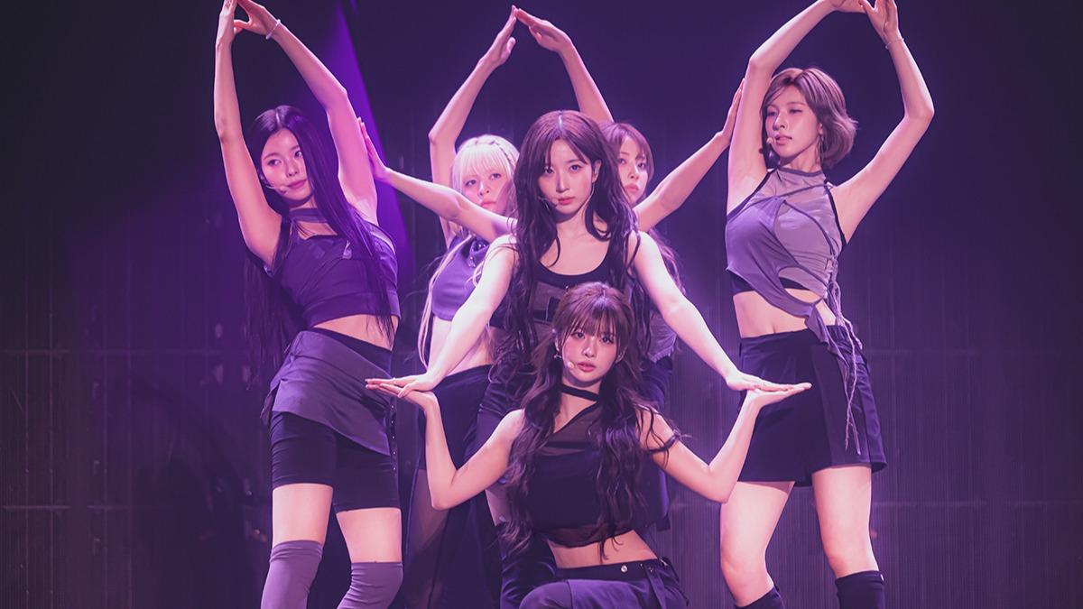 NMIXX、初ファンミで爽やかな夏の思い出を演出